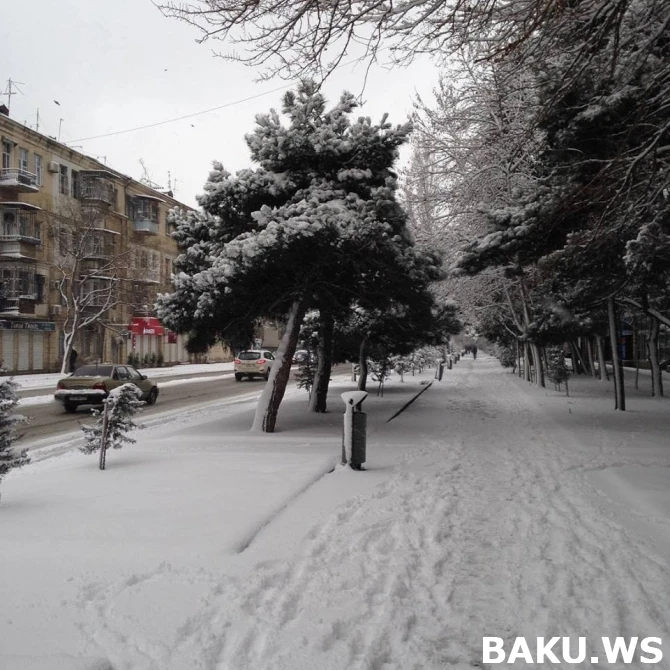 Qarlı Bakıdan möhtəşəm mənzərə (VİDEO, FOTO)