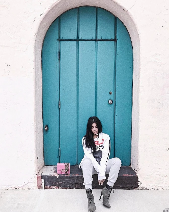 Instagram-da gündəm olan azərbaycanlı gözəl (FOTO)