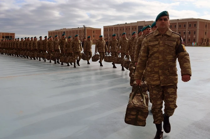 Более 50 военнослужащих из Азербайджана отправились в Афганистан (фото)