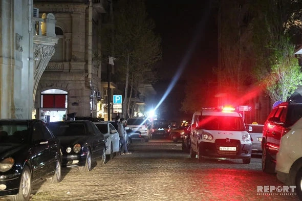 В известном ночном клубе Баку избили девушку (фото)