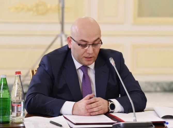 Первый вице-президент Азербайджана собрала министров (фото)