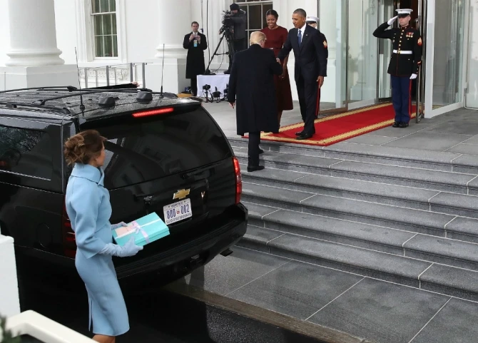 Дональда Трампа обвинили в неуважении к Мелании (фото)