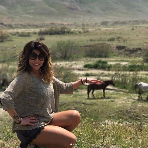 Şortikli Aygün Xızı dağlarında - FOTO