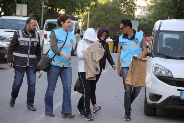 Ölkənin ən bahalı fahişələri tutuldu – FOTO Ölkənin ən bahalı fahişələri tutuldu – FOTO