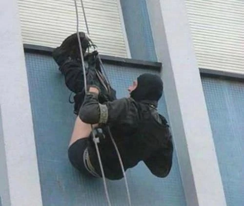 Dünyanın ən qəribə şəkilləri (FOTO)