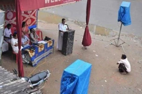 Dünyanın ən qəribə şəkilləri (FOTO)