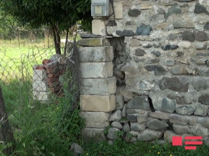 Masallıda onlarla ev çöküb, bir neçə ailə evakuasiya olunub - FOTO
