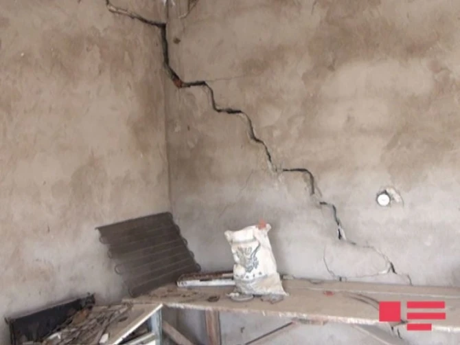 Masallıda onlarla ev çöküb, bir neçə ailə evakuasiya olunub - FOTO