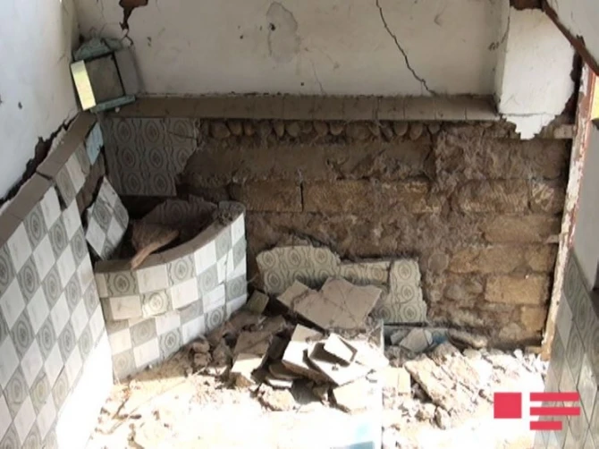 Masallıda onlarla ev çöküb, bir neçə ailə evakuasiya olunub - FOTO