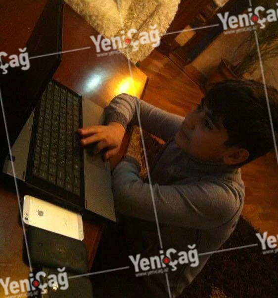 2 uşaq anasını 