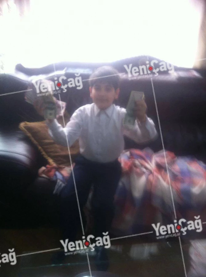2 uşaq anasını 