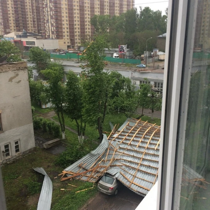 Беспрецедентный удар стихии в Москве: 13 погибших (видео)