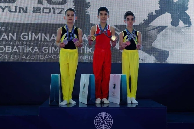 Братья Али и Гусейн стали чемпионами (видео)