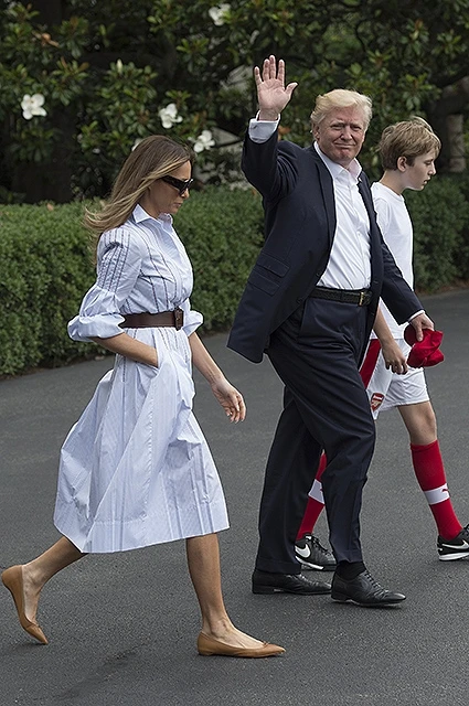 Дональд и Мелания Трамп провели выходные в загородном поместье (фото)