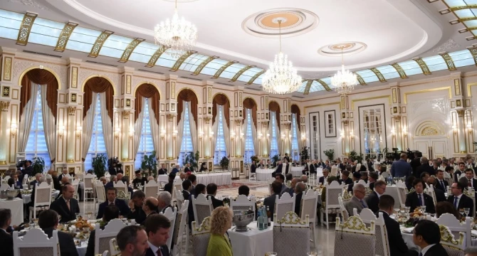 Ильхам Алиев принял участие в ифтаре (фото)