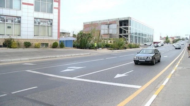 Masazır dairəsində sıxlığı azaltmaq üçün yeni yol hissəsi yaradıldı - VİDEO/FOTO