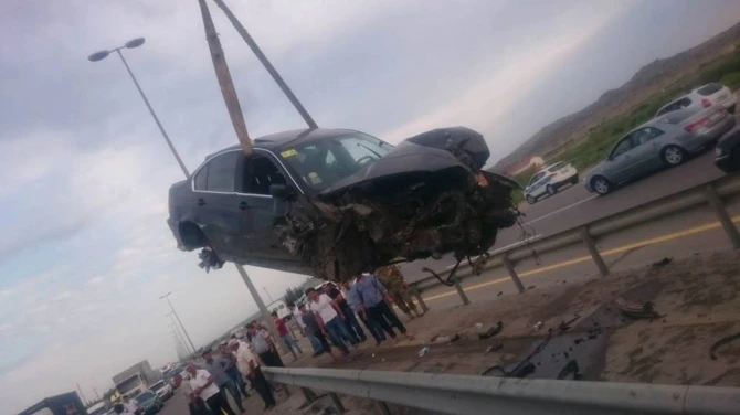 Zəhranın yas mərasimindən qayıdan qazilər qəzaya düşdü (FOTO)