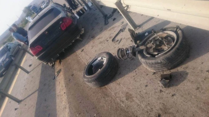 Zəhranın yas mərasimindən qayıdan qazilər qəzaya düşdü (FOTO)