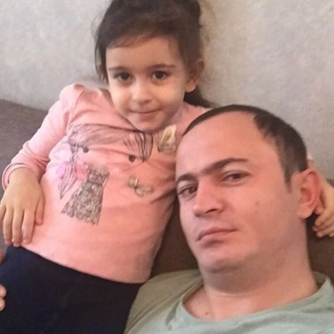 Стали известны подробности смерти 5-летней дочери азербайджанского певца (фото)