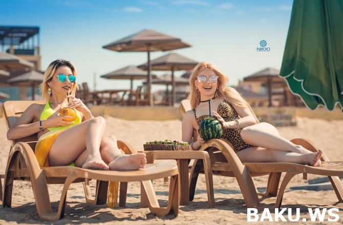 Azərbaycanlı modellərin Nikki beach-də istirahət görüntüləri (FOTO)