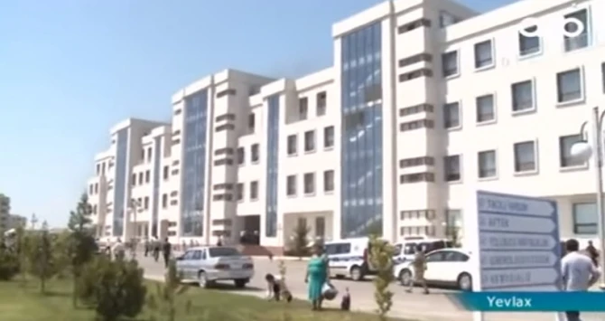 Azərbaycanda telekanalın işçilərinə hücum edildi (VİDEO, FOTO)