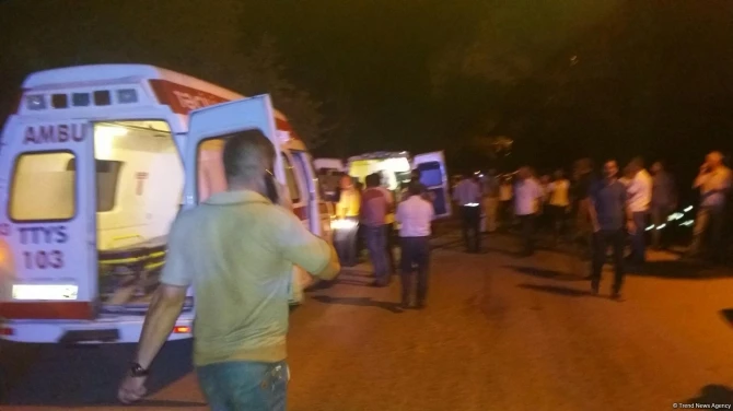 Sumqayıtda yataqxanada yanğın olub: 25 yaralı (FOTO)