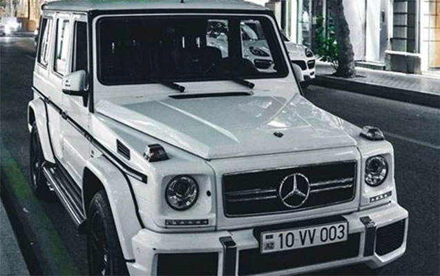 Коллекция люксовых автомобилей внука Али Гасанова (фото, видео)