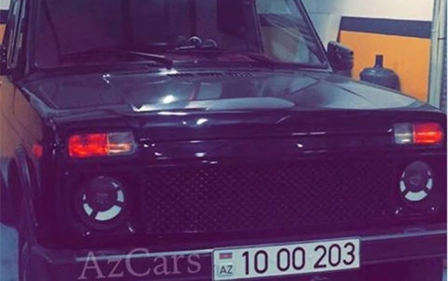 Коллекция люксовых автомобилей внука Али Гасанова (фото, видео)