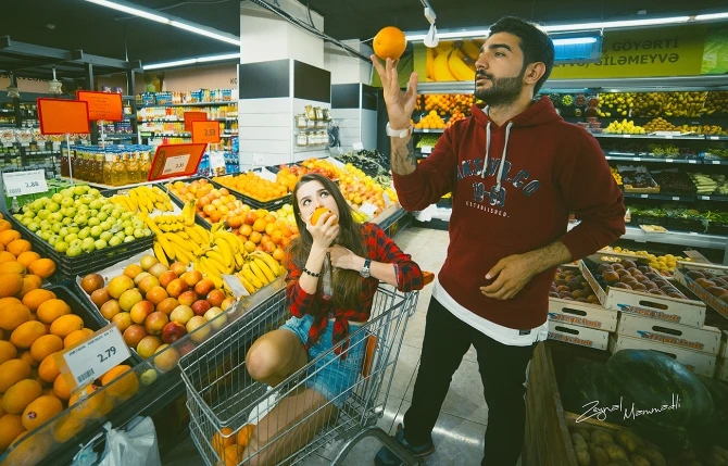 Bakıda oğlanla qızdan maraqlı 