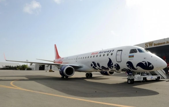 Ильхам Алиев ознакомился с новым самолетом Buta Airways (фото)