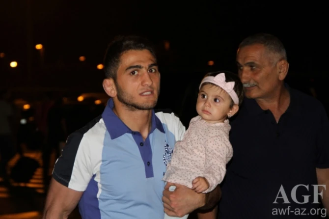 3 qat dünya çempionumuz Hacı Əliyev həm də xanəndə imiş... (VİDEO, FOTO)