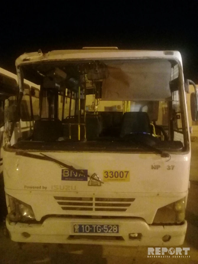 В Баку пассажирский автобус врезался в грузовик: много пострадавших (список, фото) В Баку пассажирский автобус врезался в грузовик: много пострадавших (список, фото)
