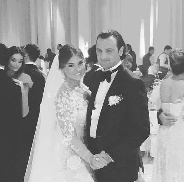 Dövlət Dəniz Administrasiyasının rəisinin oğlu Həzi Aslanovun qızı ilə evləndi (FOTO)