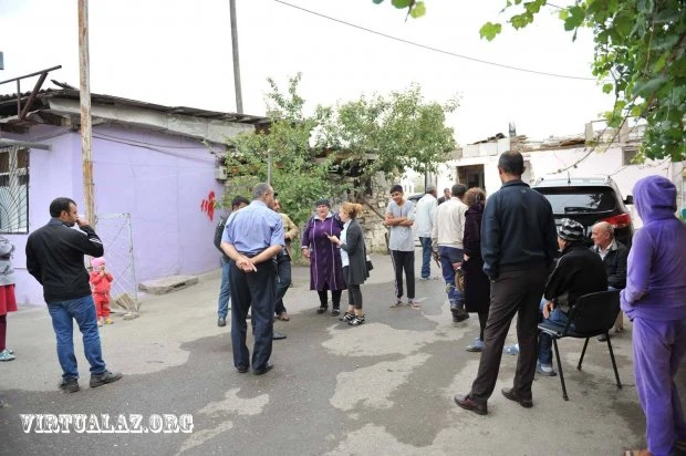 Bakıda misli görünməmiş söküntü: “Evin girişini sökür, deyir içəri damdan gir...” - FOTO