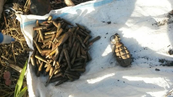 В Баку на свалке найдено 266 неразорвавшихся боеприпасов (фото)