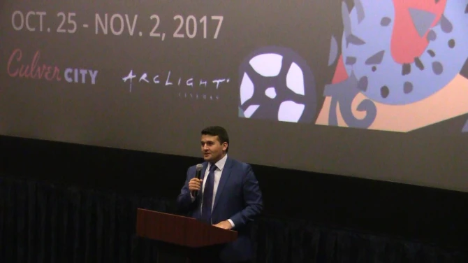 Представленный на Представленный на