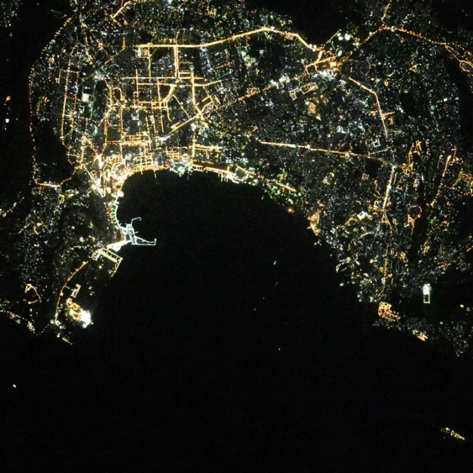 Невероятные снимки Баку из космоса (фото)