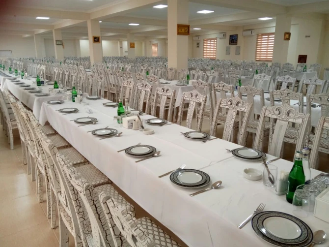 Bakıda 4 mərtəbəli möhtəşəm mərasim evi açıldı (FOTO) Bakıda 4 mərtəbəli möhtəşəm mərasim evi açıldı (FOTO)