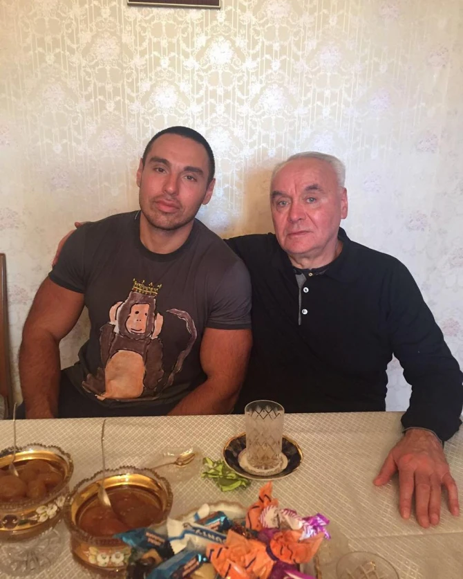 Племянник президента Ильхама Алиева поделился ФОТО с отцом