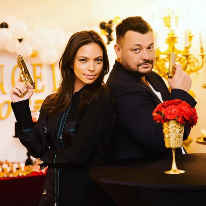 Сергей Жуков показал свою дочь от первого брака с младшими детьми (фото)