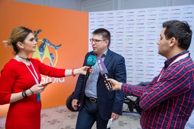 Возвращение легенды: Motorola снова покоряет мир и Азербайджан (фото)