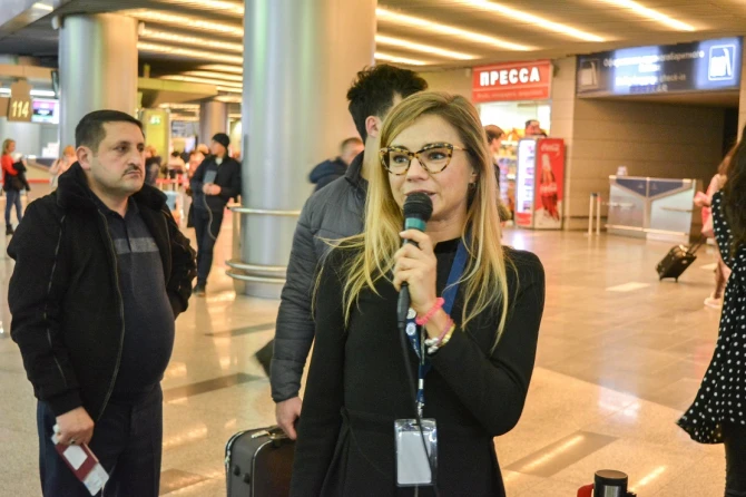 AZAL-ın sərnişini tarixə düşdü - 18 milyonuncu oldu (FOTO) AZAL-ın sərnişini tarixə düşdü - 18 milyonuncu oldu (FOTO)