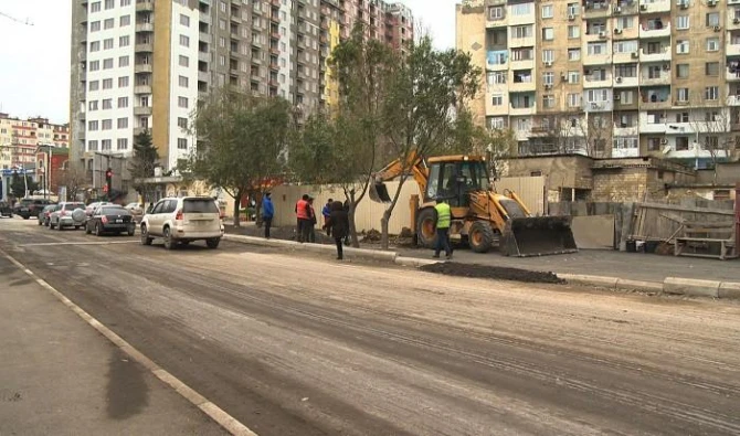 В Баку капитально ремонтируется еще одна улица (фото)