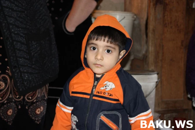 Bakının bu ünvanından hər an FACİƏ xəbəri gələ bilər: Yüzlərlə sakinin həyatı təhlükədədir (VİDEO)