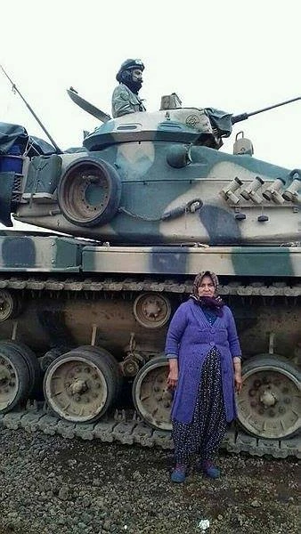 Türk əsgəri o qadını unutmadı - 
