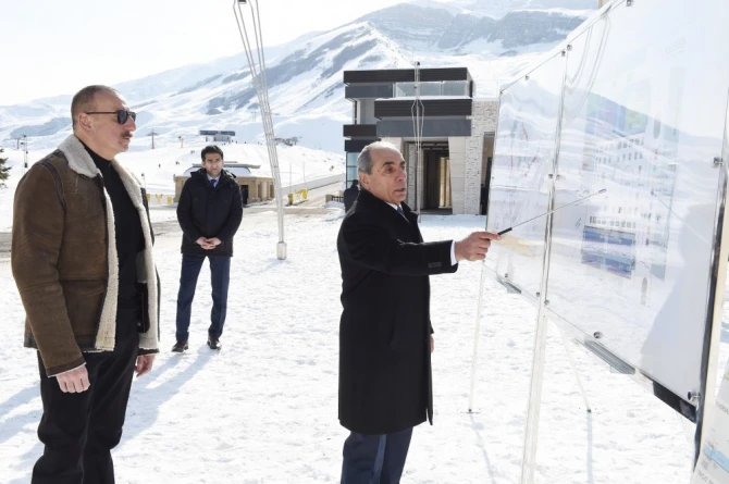 Prezident İlham Əliyev “Şahdağ”da xizək sürdü (FOTO)