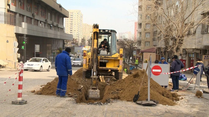 В Баку реконструируется еще одна улица (фото)