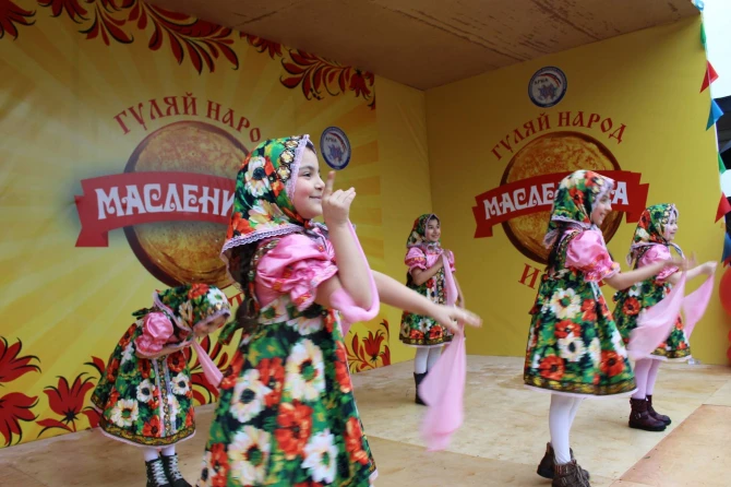В Баку отметили Масленицу (видео)
