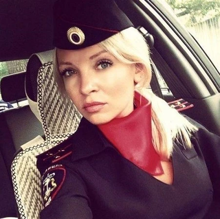 Прекрасные девушки в рядах МВД России (фото)
