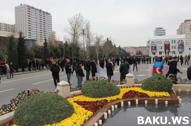 В Азербайджане чтят память жертв Ходжалинского геноцида - ФОТОСЕССИЯ